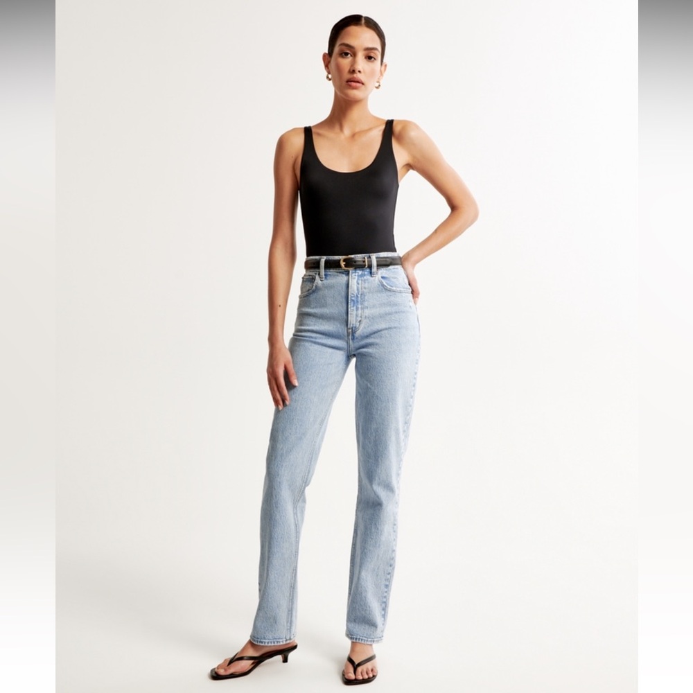 Abercrombie & Fitch 90s Straight Jean